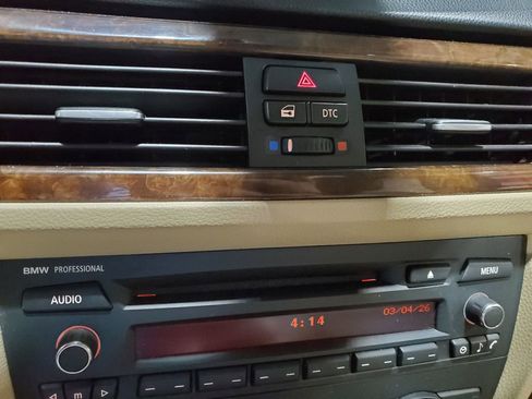 Used 2010 BMW 328i xDrive Sedan image 28