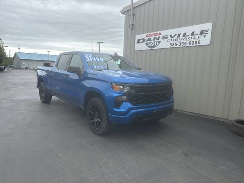 Used 2022 Chevrolet Silverado 1500 Custom w/ LPO, Dark Essentials Package AWD/4WD image 1