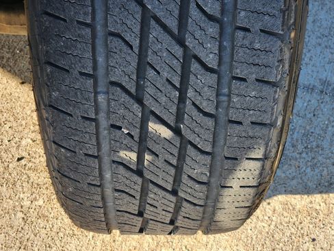 Used 2022 GMC Yukon XL Denali image 12