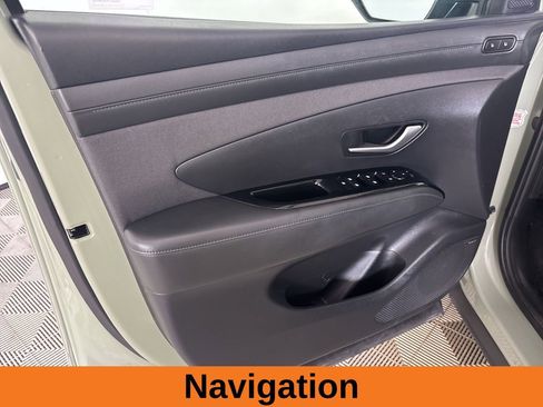 Used 2025 Hyundai Santa Cruz Limited image 9