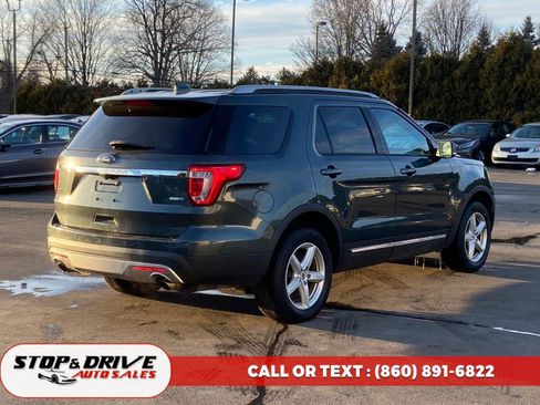 Used 2016 Ford Explorer XLT w/ Class II Trailer Tow Package image 5