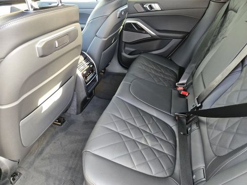 New 2026 BMW X6 xDrive40i w/ Climate Comfort Package image 31