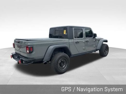 Used 2022 Jeep Gladiator Rubicon w/ Cold Weather Group AWD/4WD image 7