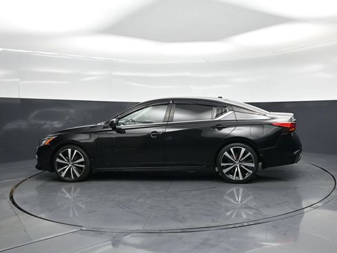 Used 2019 Nissan Altima 2.5 SR w/ SR Premium Package FWD image 28