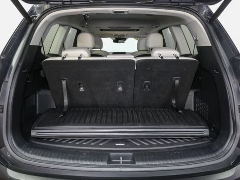Used 2021 Kia Telluride EX w/ EX Premium Package AWD/4WD image 11