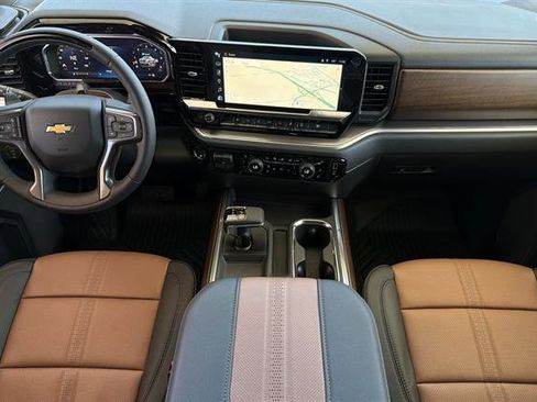 New 2026 Chevrolet Silverado 1500 High Country w/ Technology Package AWD/4WD image 15
