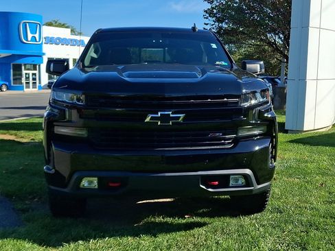 Used 2020 Chevrolet Silverado 1500 LT Trail Boss AWD/4WD image 2