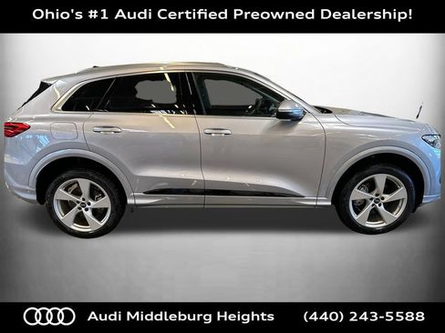 Certified 2025 Audi Q5 Premium Plus AWD/4WD image 9