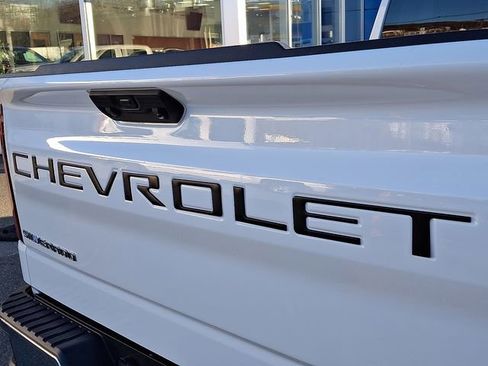 Used 2025 Chevrolet Silverado 1500 LT image 41