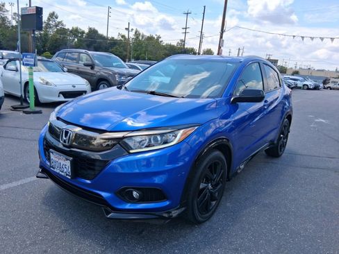 Used 2022 Honda HR-V Sport image 3