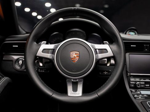 Used 2016 Porsche 911 Carrera GTS w/ GTS Interior Package RWD image 45