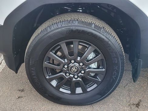 Used 2025 Toyota Land Cruiser 1958 image 11