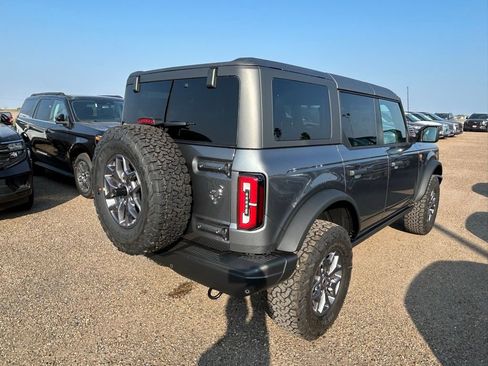 New 2025 Ford Bronco Badlands image 7