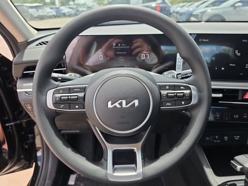 New 2026 Kia K5 LXS FWD image 28