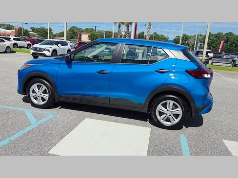 Used 2025 Nissan Kicks Play S FWD image 25
