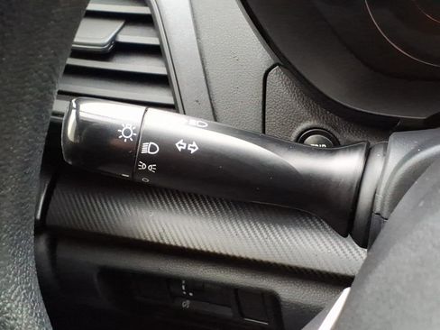 Used 2022 Subaru Crosstrek 2.0i image 25