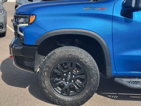 Used 2023 Chevrolet Silverado 1500 ZR2 w/ Technology Package image 8