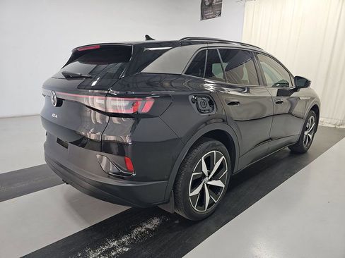 Used 2023 Volkswagen ID.4 Pro S image 4