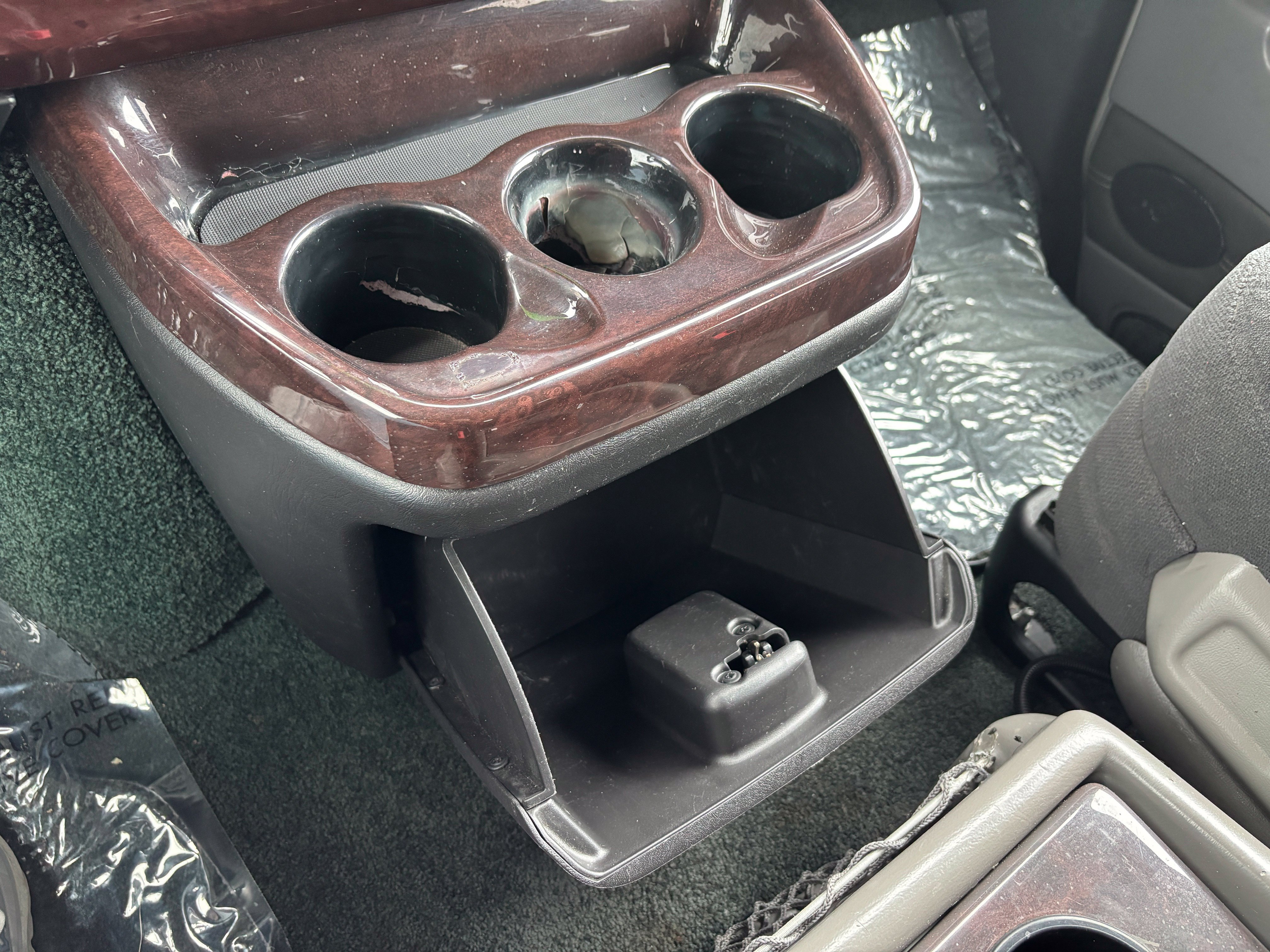 Used 2019 Chevrolet Express 2500 w/ Enhanced Convenience Package RWD image 34