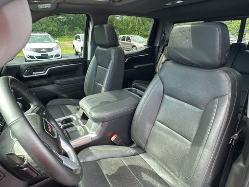 Used 2025 GMC Sierra 1500 SLT w/ SLT Premium Plus Package AWD/4WD image 8