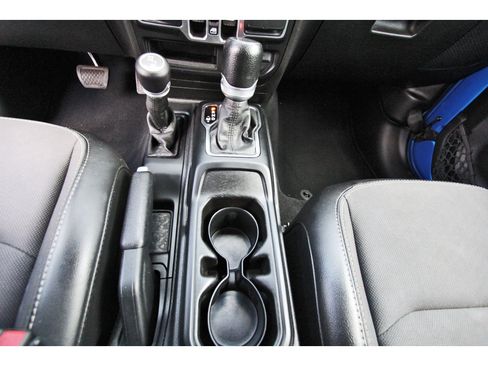 Used 2023 Jeep Gladiator Sport AWD/4WD image 27