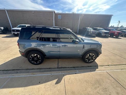 Used 2024 Ford Bronco Sport Outer Banks w/ Tech Package image 9