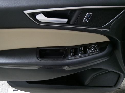 Used 2015 Ford Edge SEL w/ Equipment Group 201A AWD/4WD image 19