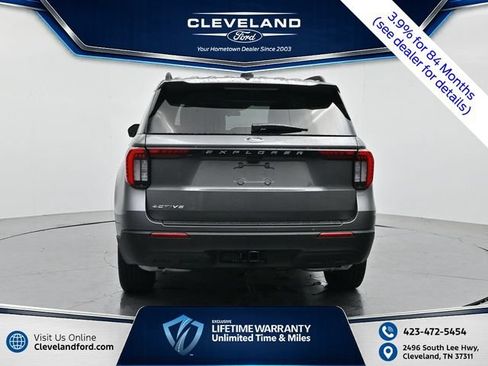 New 2026 Ford Explorer Active RWD image 11