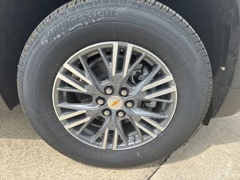 New 2026 Chevrolet Traverse LT w/ Driver Confidence Package image 11