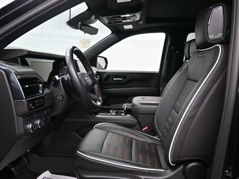 Used 2025 GMC Yukon XL AT4 Ultimate w/ LPO, Floor Liner Package image 9