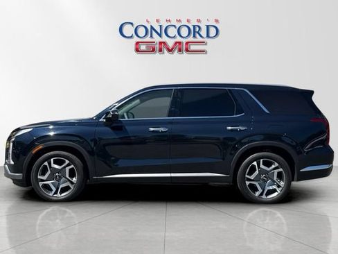 Used 2024 Hyundai Palisade Limited FWD image 6