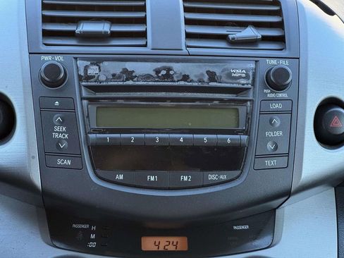 Used 2007 Toyota RAV4 Sport image 3