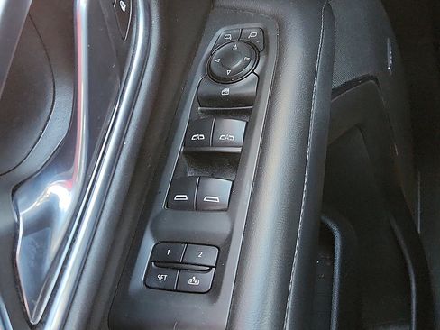 Used 2021 Chevrolet Tahoe LT image 10