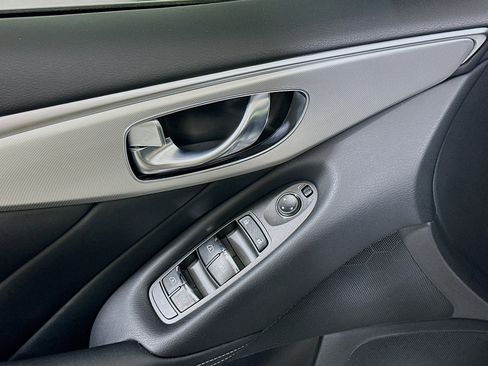 Used 2020 INFINITI Q50 Luxe w/ Essential Package (3.0T Luxe) image 15