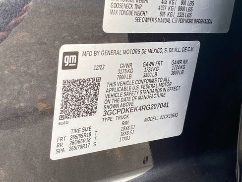 Certified 2024 Chevrolet Silverado 1500 LT AWD/4WD image 26