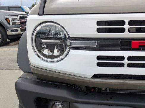 New 2026 Ford Bronco Heritage Edition AWD/4WD image 9