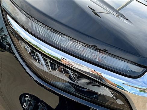 Used 2023 Chevrolet Equinox LS w/ LS Convenience Package FWD image 32