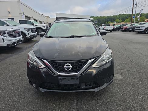 Used 2019 Nissan Sentra S w/ Appearance Package FWD image 8