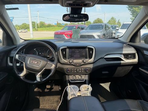 Used 2019 GMC Terrain Denali w/ Advanced Safety Package AWD/4WD image 5