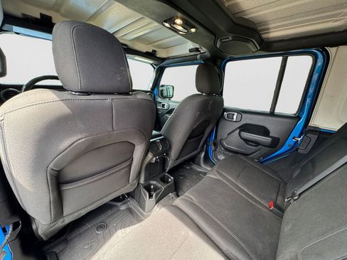 Used 2022 Jeep Wrangler Unlimited Sport AWD/4WD image 13