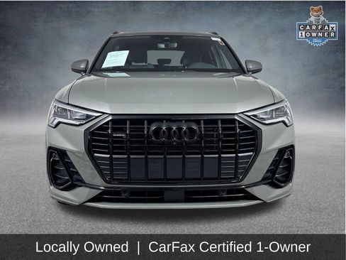 Used 2023 Audi Q3 2.0T Premium Plus w/ Premium Plus Package AWD/4WD image 2