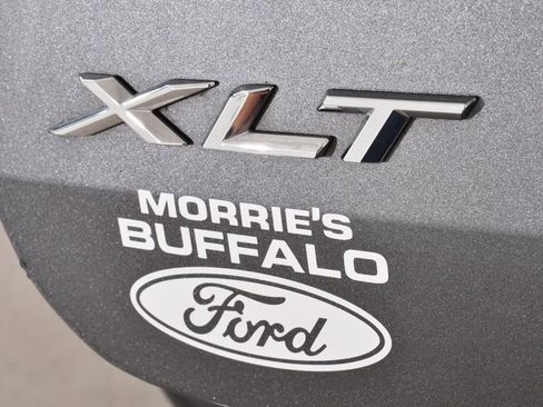 Used 2022 Ford Explorer XLT w/ Equipment Group 202A AWD/4WD image 23