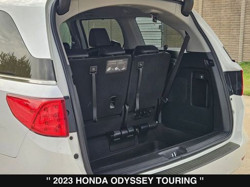 Used 2023 Honda Odyssey Touring image 36