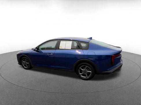 Used 2025 Kia K4 FWD image 8