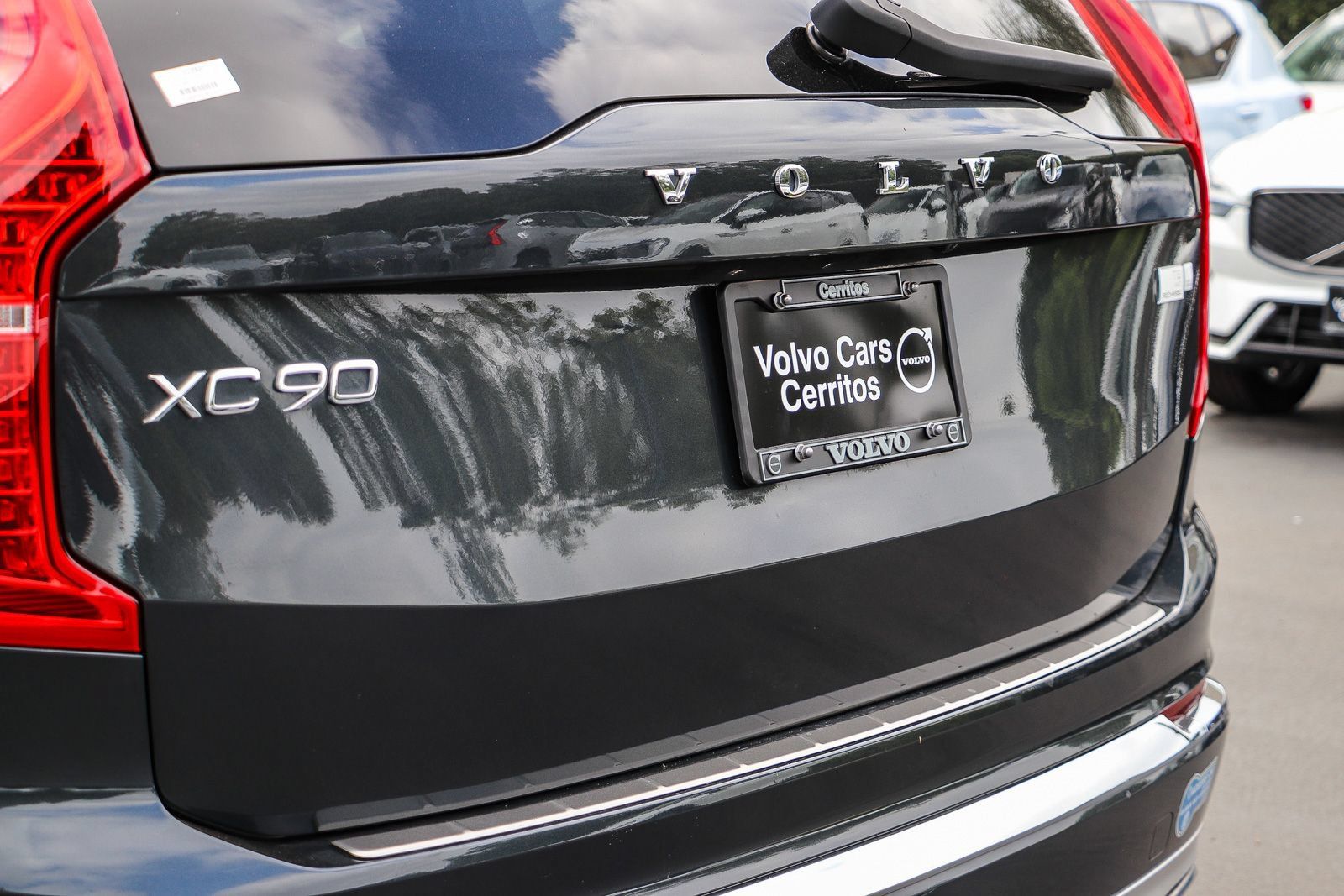 Used 2021 Volvo XC90 T8 Inscription Expression w/ Advanced Package AWD/4WD image 10