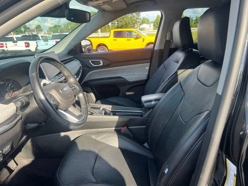 Used 2022 Jeep Compass Latitude AWD/4WD image 14