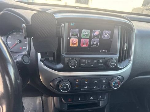 Used 2017 Chevrolet Colorado LT w/ LT Convenience Package RWD image 24