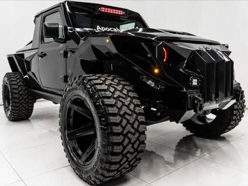 Used 2025 Jeep Wrangler Unlimited Sport image 29