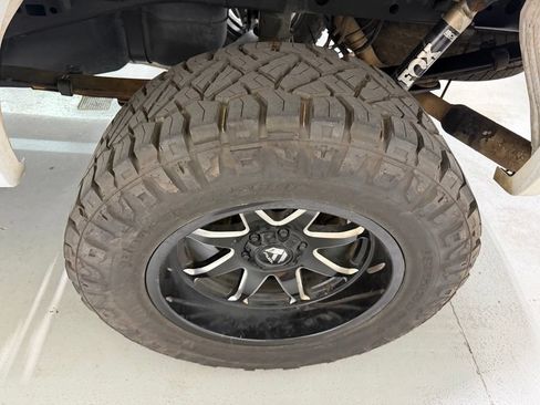 Used 2020 Ford F150 XLT w/ Equipment Group 302A Luxury AWD/4WD image 6