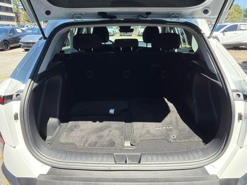 Used 2026 Hyundai Kona SE FWD image 18